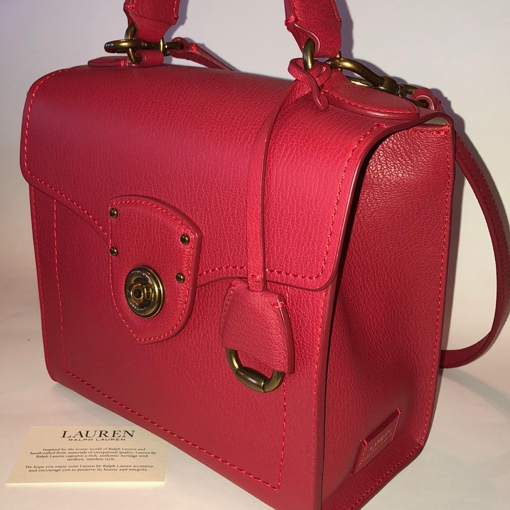 Red leather Ralph Lauren purse w/shoulder strap ❤️